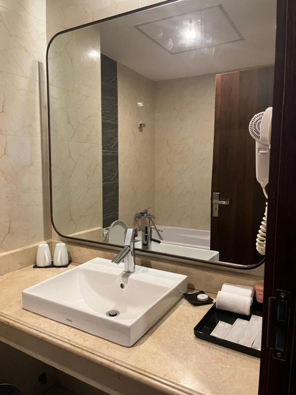 Muong Thanh Vinh Hotel Luaran gambar